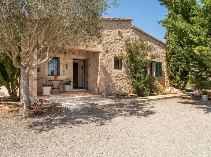 Idyllically situated finca with rental licence-17