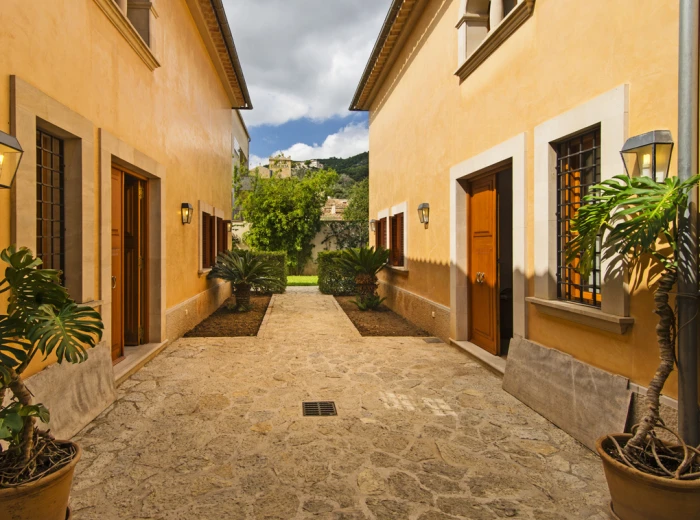 Herrliches Dorfhaus mit Gästehaus in Mancor del Valle-3