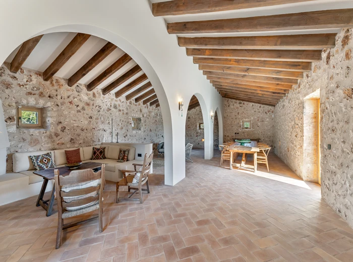 Restored heritage finca with sea views in Cala Varques-4