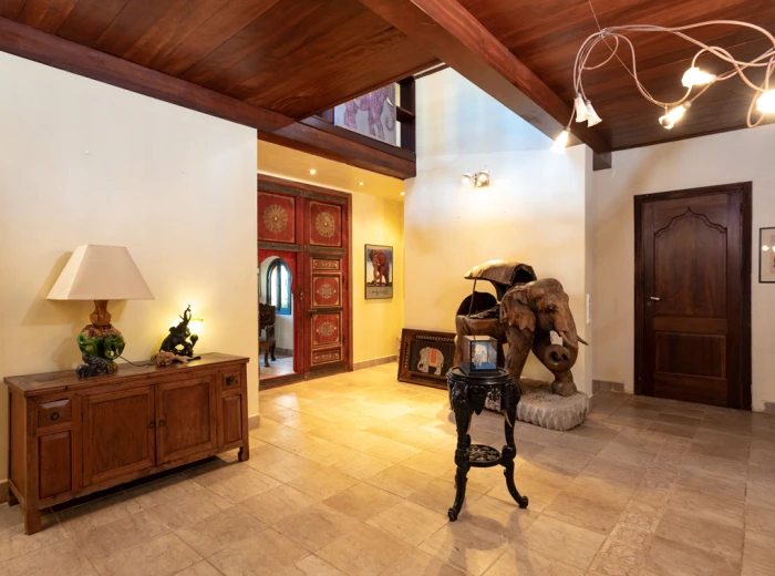 Fantastic property in oriental style closeby to Montuiri-4