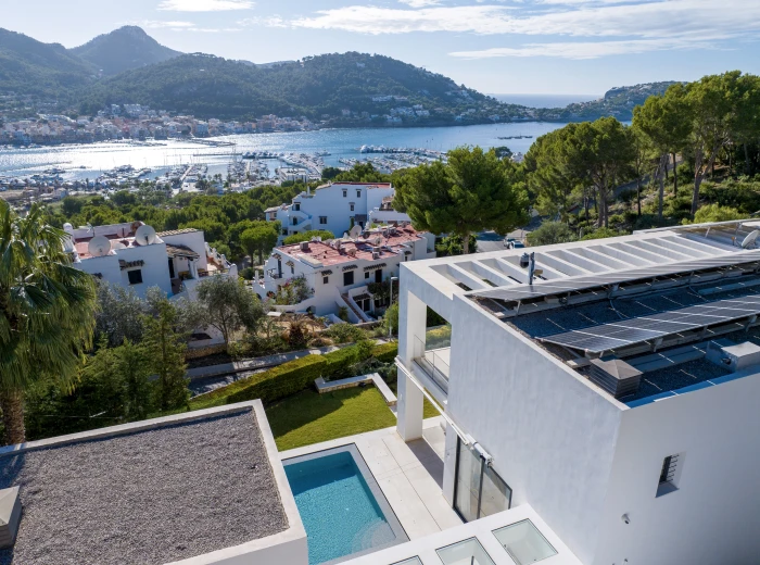 Modern villa in the harbour of Port Andratx-17