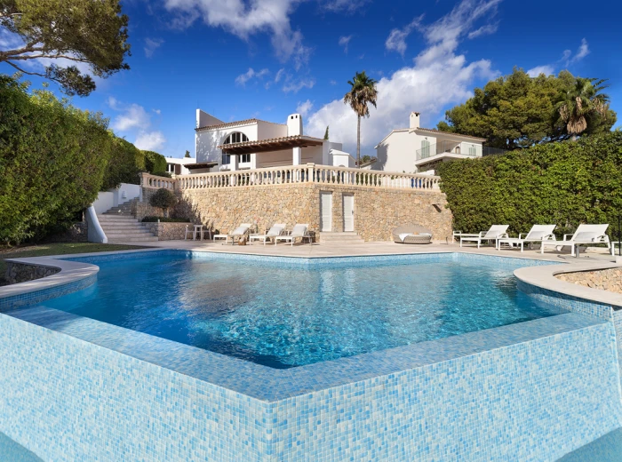 Mediterranean villa with sea views-12