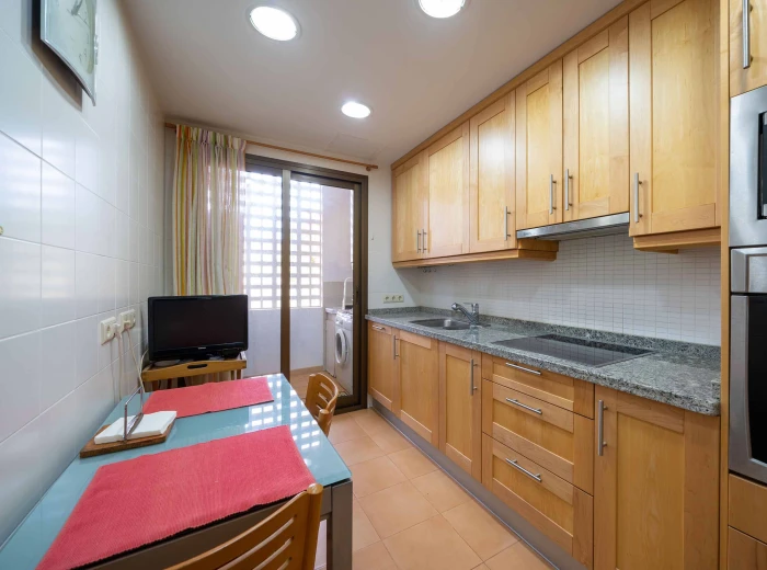 Well-kept apartment in sought-after community in Puig de Ros-5