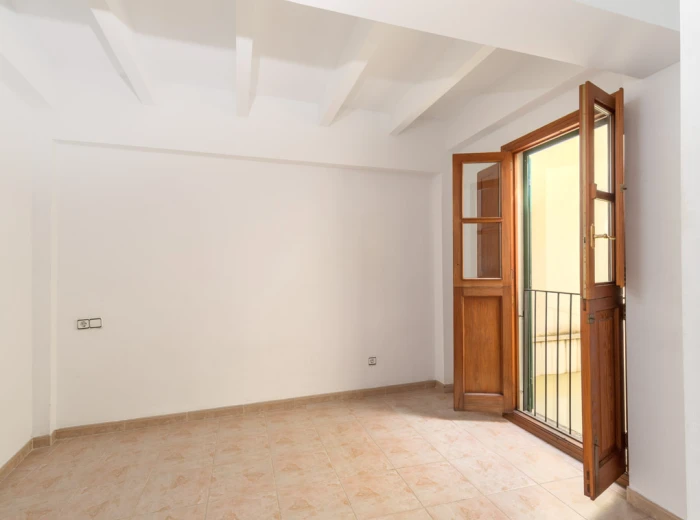Characterful townhouse with terrace, lift and garage in the Old Town - Palma de Mallorca-11