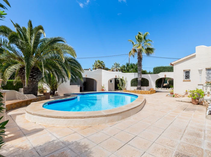 Ibicencan villa with touristic rental license in Cala Pi-2
