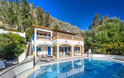 Fabulous family villa with beautiful views