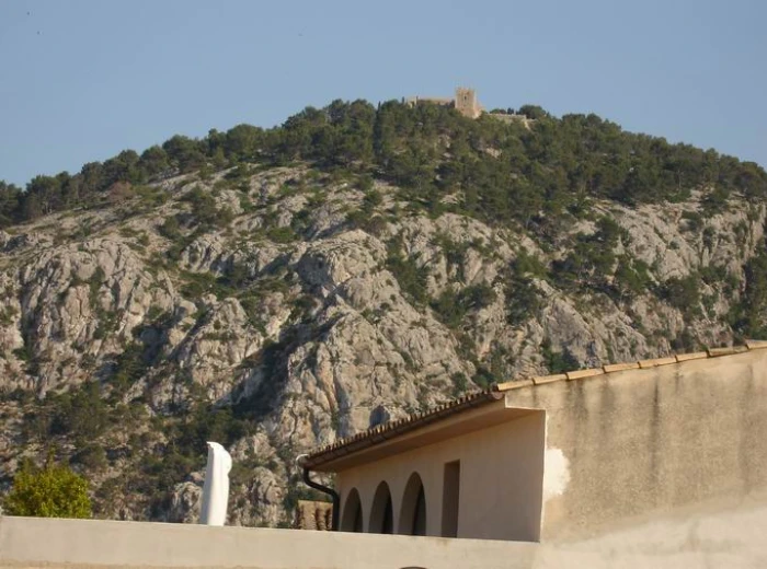 Town house with great possibilities, Pollensa-10