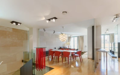 Bright, spacious duplex apartment with parking & elevator in Palma