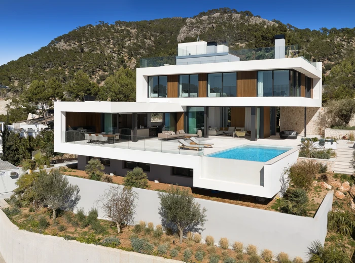 Spectacular new built Villa with sea views-2