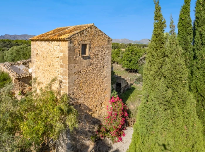 Important New Country House Project with Guest House - North Mallorca-4