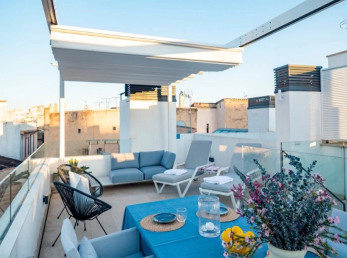 Exclusive penthouse with terrace in Palma-10