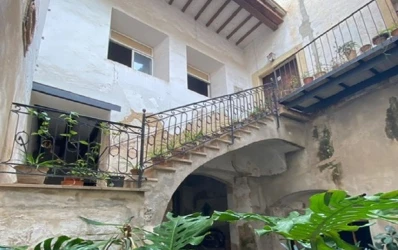 Mallorquin palace with patio to refurbish in the Old Town - Palma de Mallorca