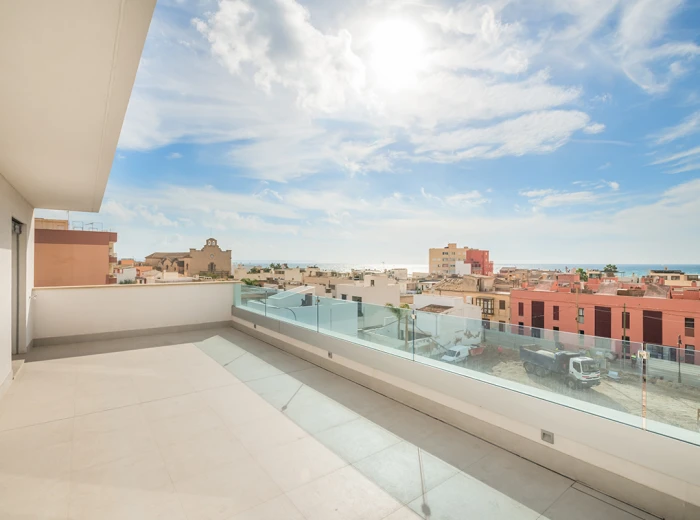 Beautiful penthouse with terrace & sea views, Portixol - Mallorca-1