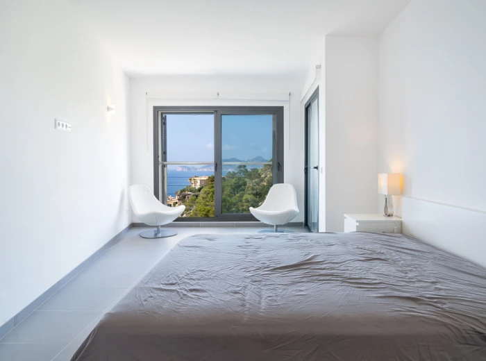Moderno apartamento con vista al mar-7