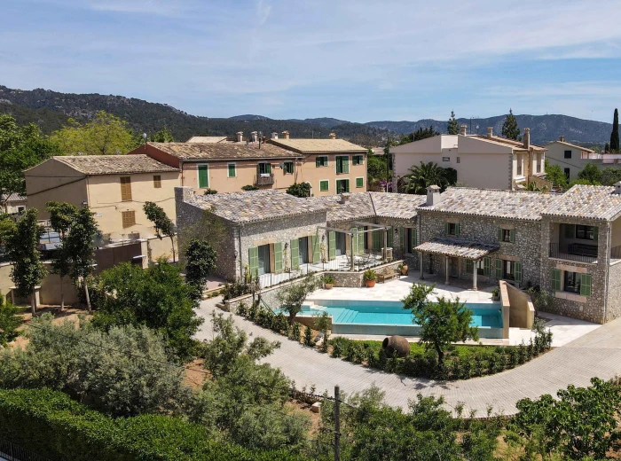 Luxurious new-build village finca in Es Capdella-11