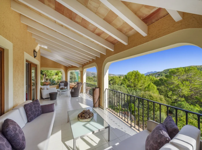 Luxurious and spacious family home for sale, Puerto Pollensa-2