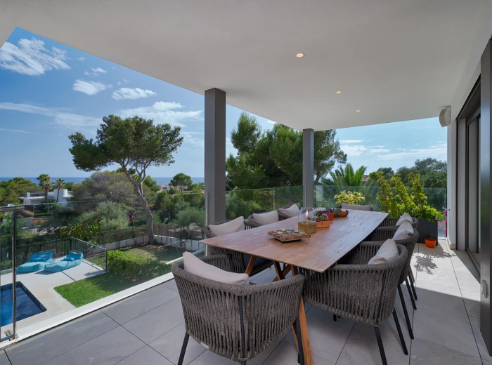 High quality renovated sea view villa in Nova Santa Ponsa-2