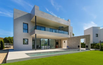 Modern new built villa with sea views in Puig de Ros