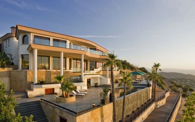 Exceptional villa with sensational sea views