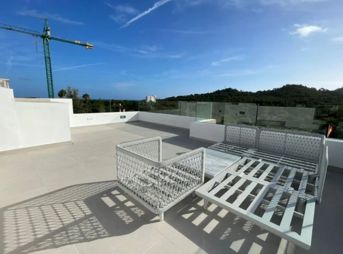 Villa en complejo de nueva construcción con piscina en Font de sa Cala-1