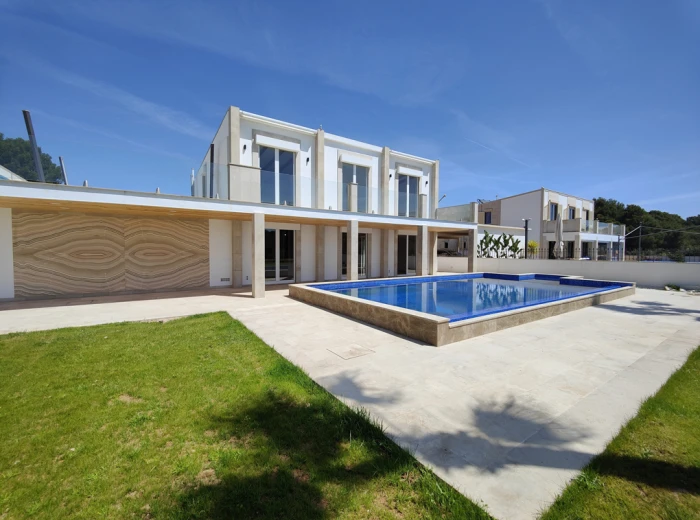 Moderne Villa mit Teilmeerblick in Cala Pi-2