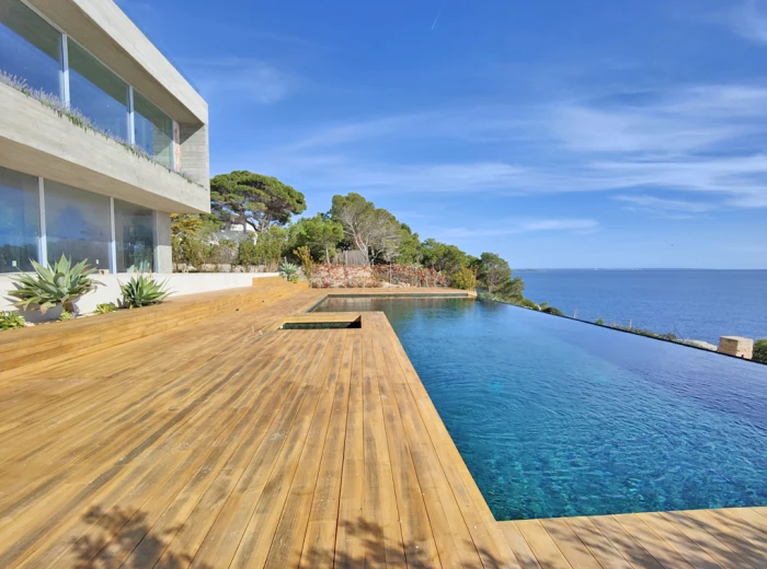 Modern villa frontline to the sea in Cala Pi-6