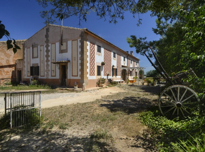 Exceptional country house near the beach in Llucmajor-1