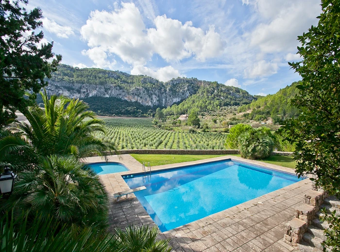Exquisite Manor House amidst the Tramuntana Valley in Puigpunyent, Majorca-8