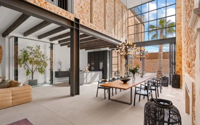 Unique townhouse in the heart of Santanyi