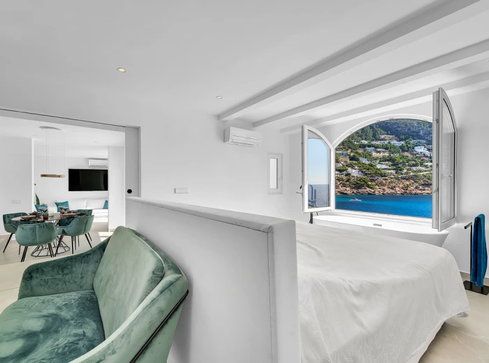 Moderno apartamento con vistas al mar en primera línea-18