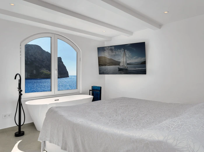 Moderno apartamento con vistas al mar en primera línea-9