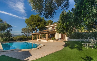 Villa with great privacy and panoramic views
