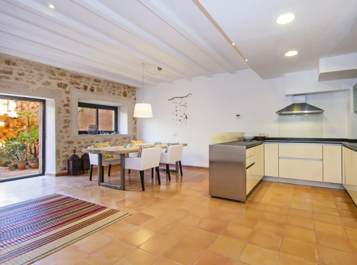 Modern townhouse in the heart of Santanyí-5