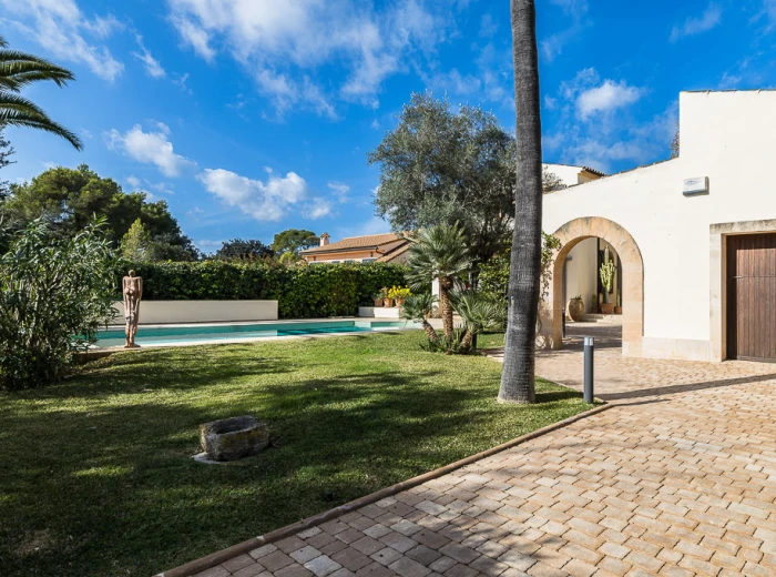 Elegante mediterrane Villa am Golfplatz in Costa de los Pinos-12