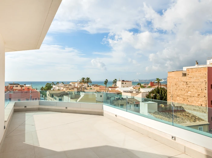 Innovadora vivienda con terraza y vistas al mar en Portixol - Mallorca-1