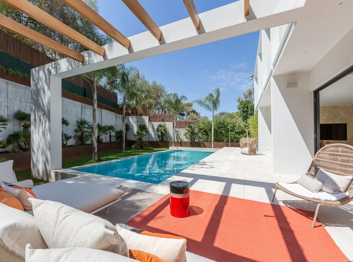 Designer villa within close proximity to the beach-18