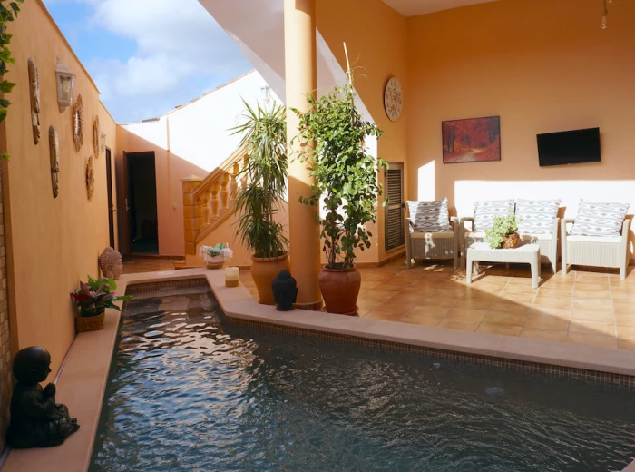 Townhouse with two units, swimming pool and rooftop terrace in Capdepera-2