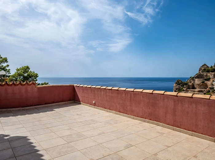 Villa mediterránea con vistas al mar-18