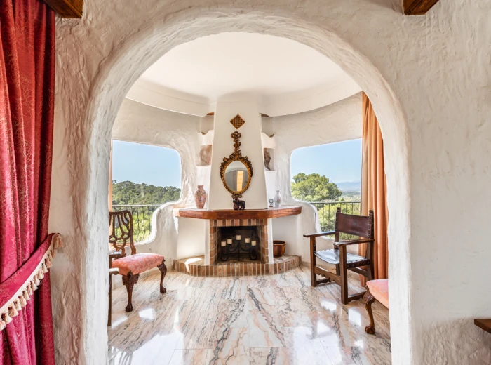 Finca with views over Palma and the Tramuntana Mountains-8