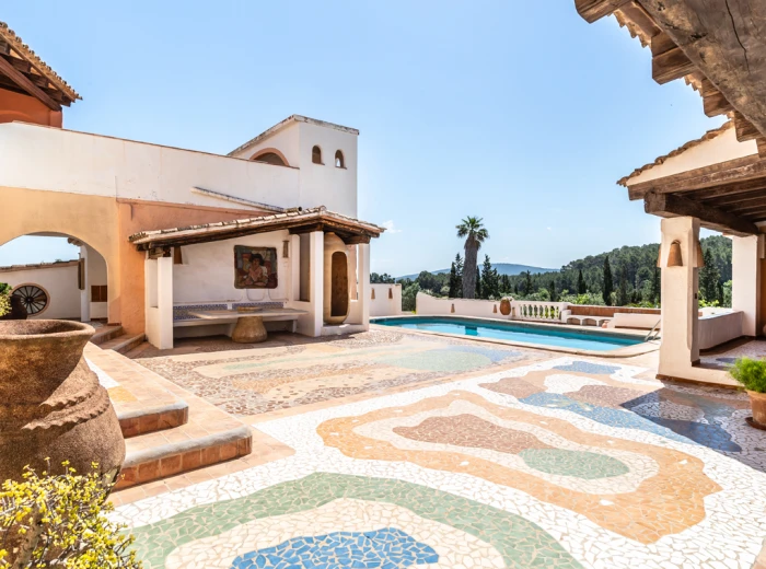 Finca with views over Palma and the Tramuntana Mountains-1