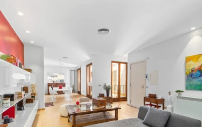 Tasteful apartment with lift & parking in prime location in Palma