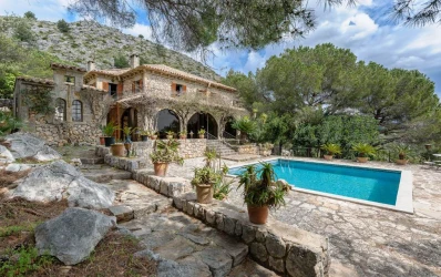 Magnificent country estate close to Pollensa