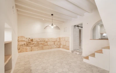 Renovated townhouse with charme in Mancor del Valle