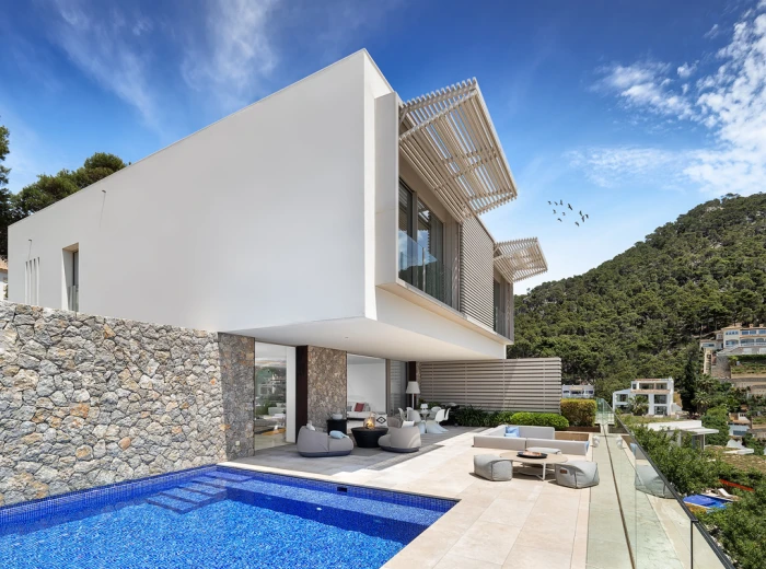 Modern new built villa with sea views-2