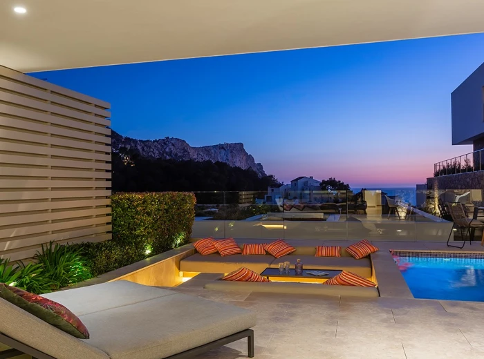 Moderna villa con vistas al mar en lujoso complejo residencial-15