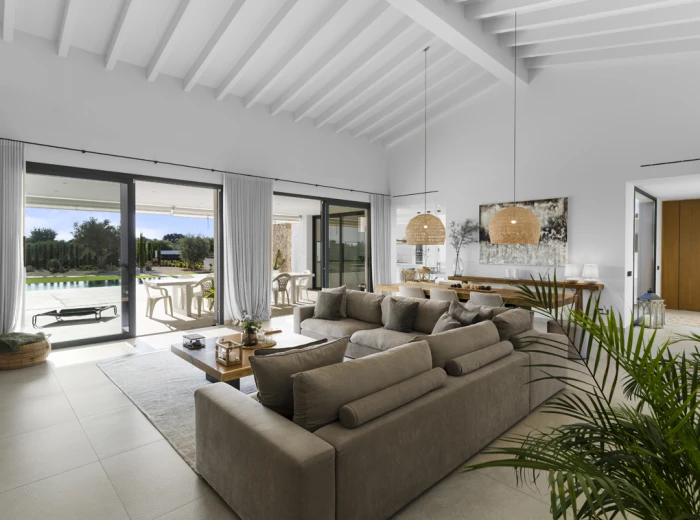 Exclusive luxury villa in a private location close to Palma-4
