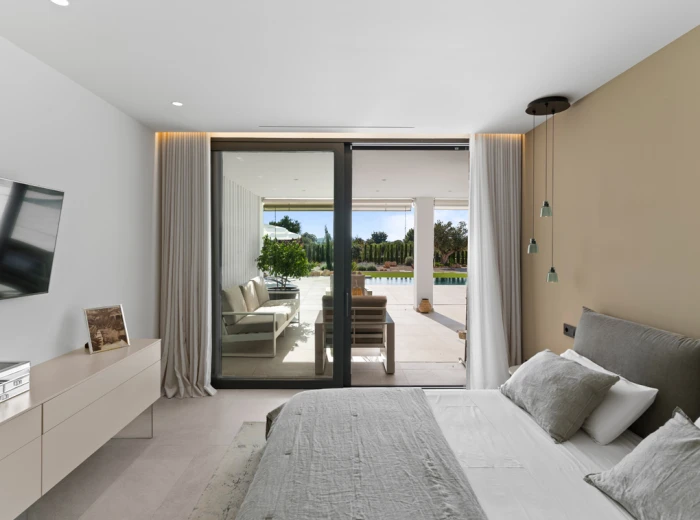 Exclusive luxury villa in a private location close to Palma-9