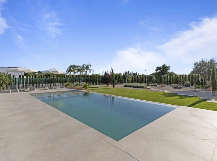 Exclusive luxury villa in a private location close to Palma-2