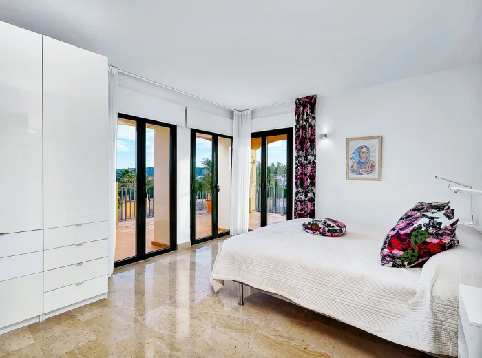 Outstanding penthouse in Nova Santa Ponsa-10