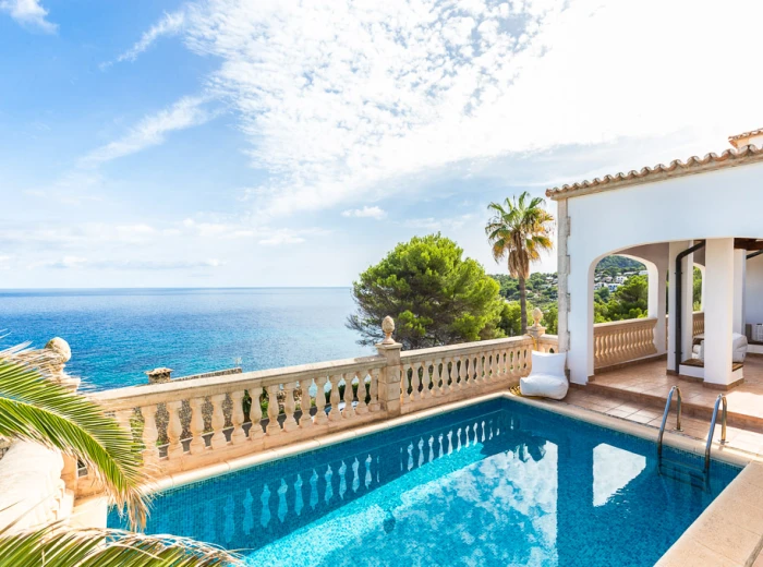 Mediterrane Villa mit traumhaftem Meerblick in Font de Sa Cala-1